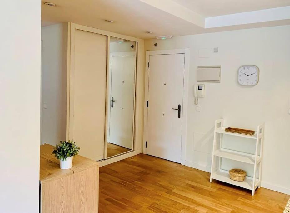 Precioso - Moderno Terraza Y Parking, 2 Hab, 2 Banos, 6-7 Pers - Dispo Abril Y Mayo Льянес Экстерьер фото