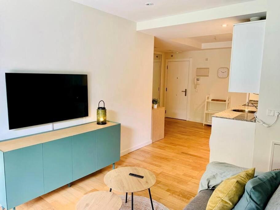 Precioso - Moderno Terraza Y Parking, 2 Hab, 2 Banos, 6-7 Pers - Dispo Abril Y Mayo Льянес Экстерьер фото