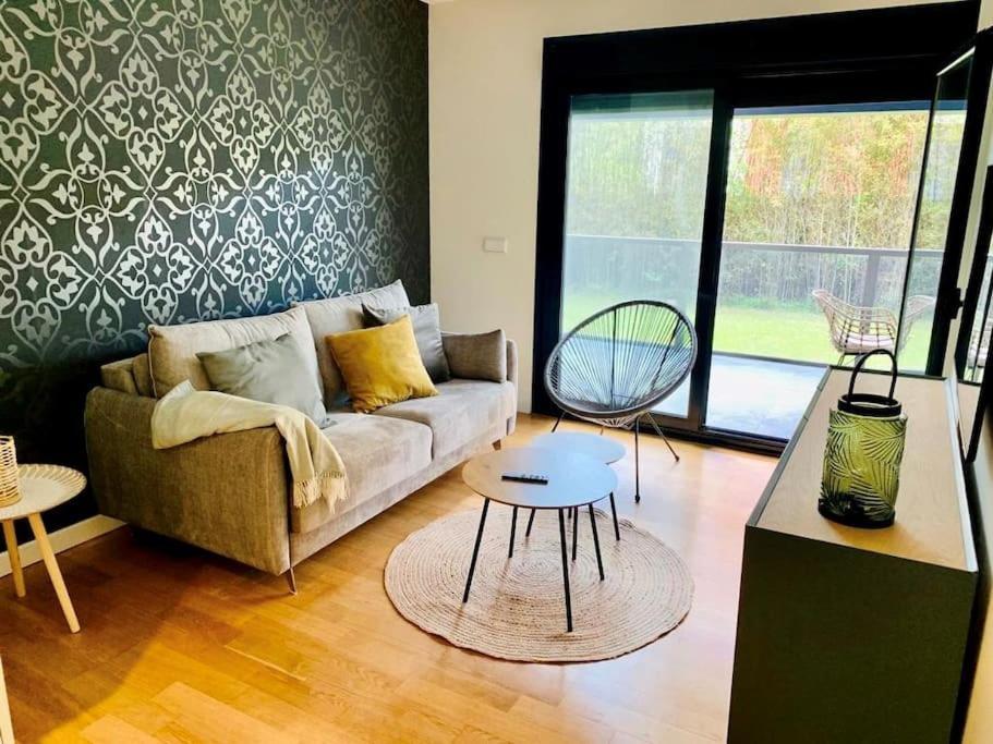 Precioso - Moderno Terraza Y Parking, 2 Hab, 2 Banos, 6-7 Pers - Dispo Abril Y Mayo Льянес Экстерьер фото
