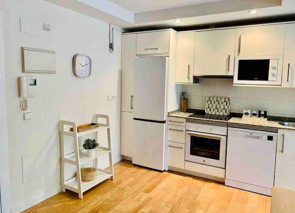 Precioso - Moderno Terraza Y Parking, 2 Hab, 2 Banos, 6-7 Pers - Dispo Abril Y Mayo Льянес Экстерьер фото