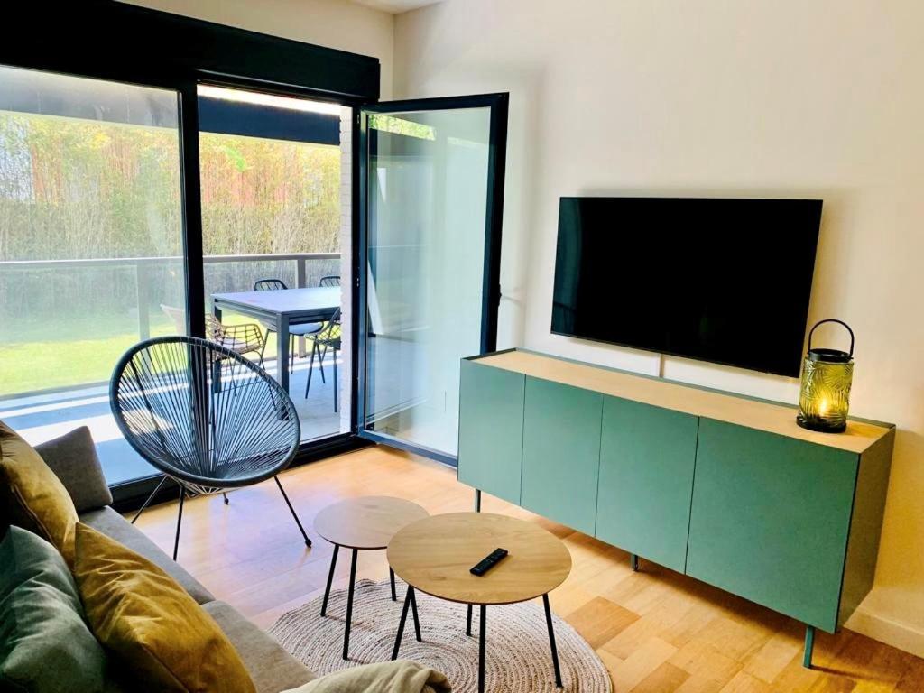 Precioso - Moderno Terraza Y Parking, 2 Hab, 2 Banos, 6-7 Pers - Dispo Abril Y Mayo Льянес Экстерьер фото